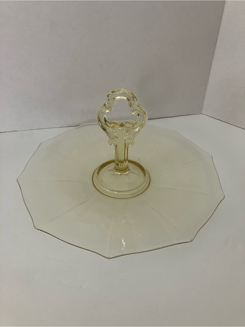 Cambridge Glass Topaz Tidbit Tray in Decagon Pattern